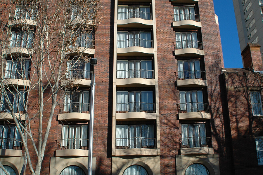 Sir Stamford Circular Quay