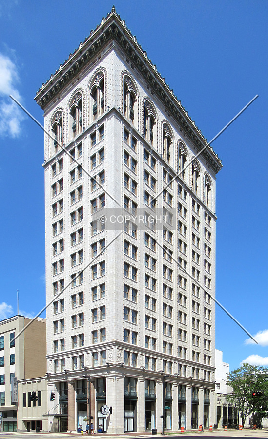 Elyton Hotel by Chris Patriarca