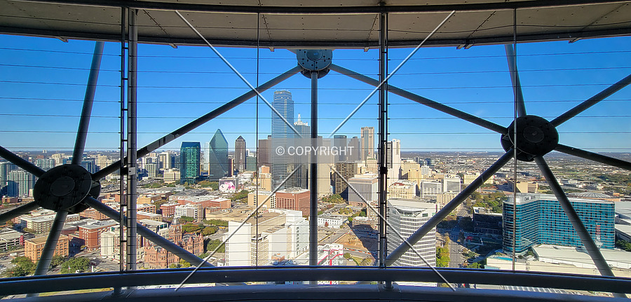 Reunion Tower by Ryan Hildebrand