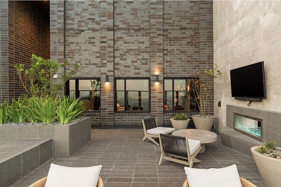 6 X Guadalupe by Onward Group