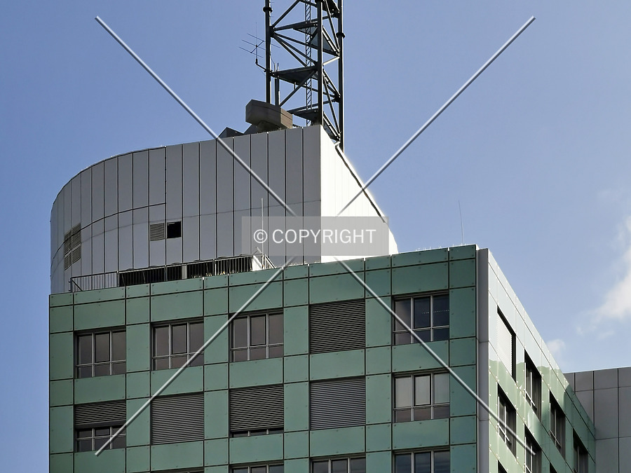 Taunus Tower by Nephilim