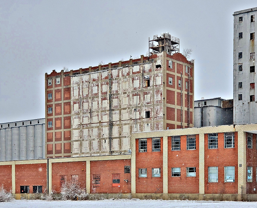 Pillsbury Flour Mills - Flour Mill C by Ryan Hildebrand