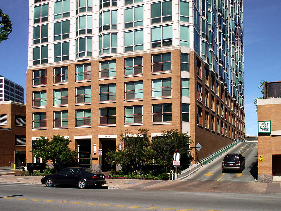 Park Evanston Apartments by Daniel Kieckhefer