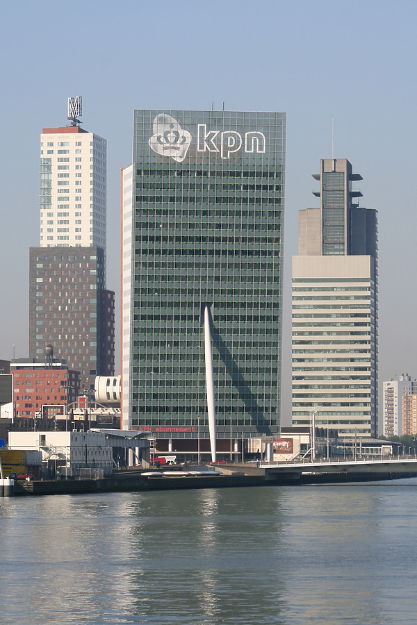 Toren op Zuid by Michiel van Dijk