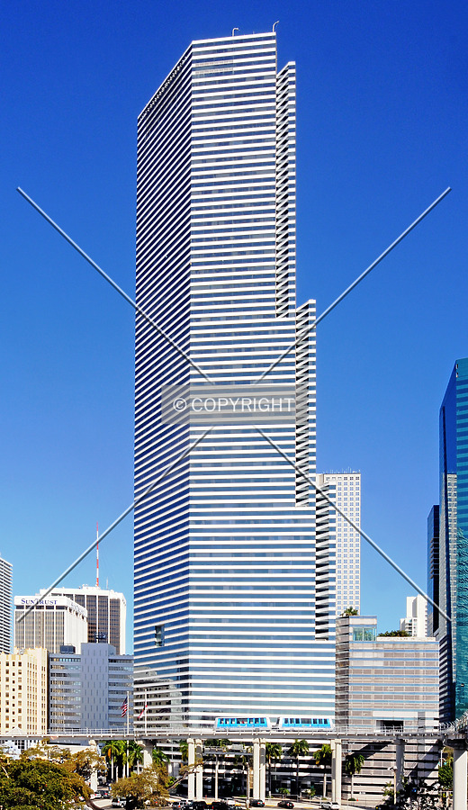 Miami Tower by Jorge Molina