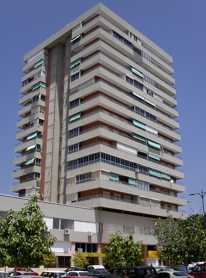 Edificio Copirsa 3 by Cesar Serrano
