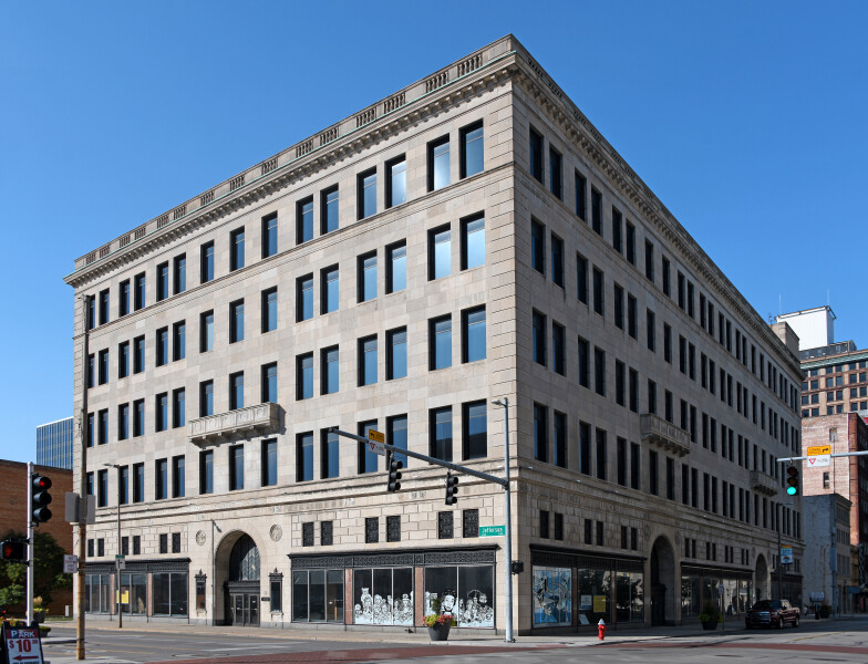 712-083-024