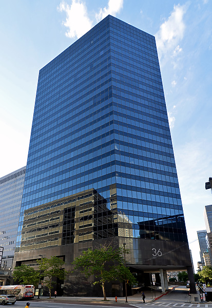 Charles Center South