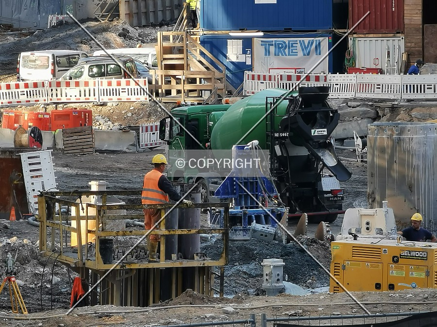 FOUR Frankfurt - Tower 4 by Nephilim