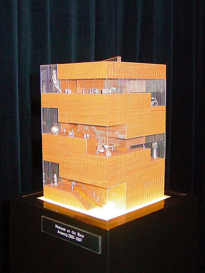 Museum aan de Stroom by Michiel van Dijk