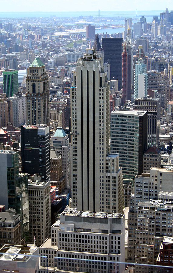 500 Fifth Avenue by Marshall Gerometta