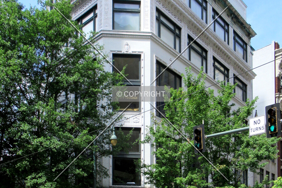 The Brodnax Building