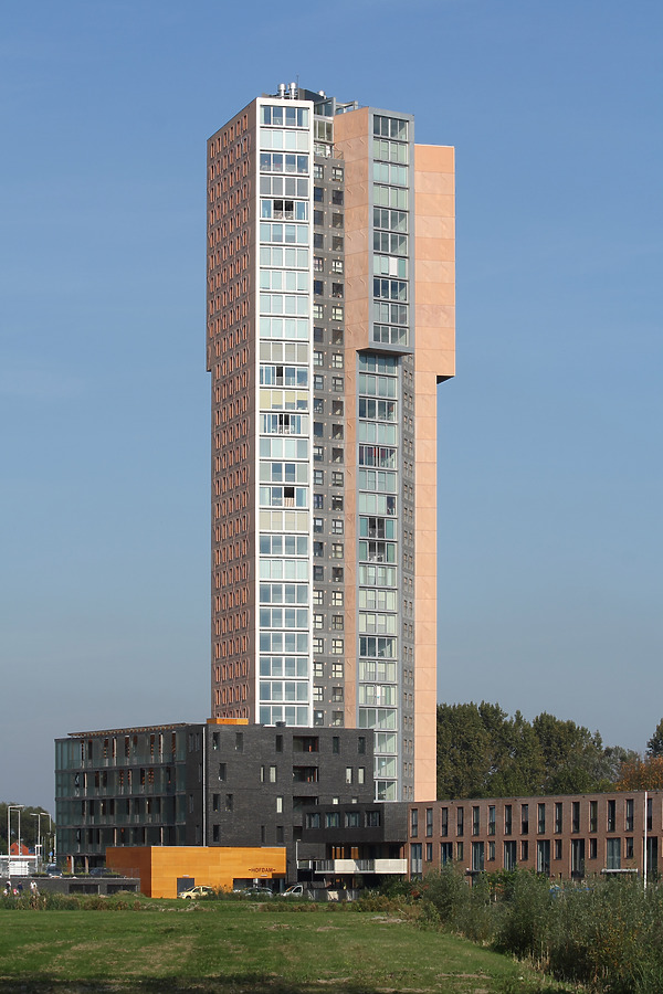 Oosterbaken by Michiel van Dijk