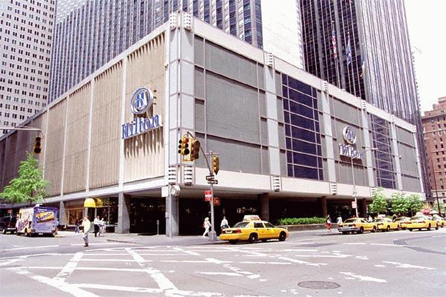 New York Hilton Hotel by Scott Murphy