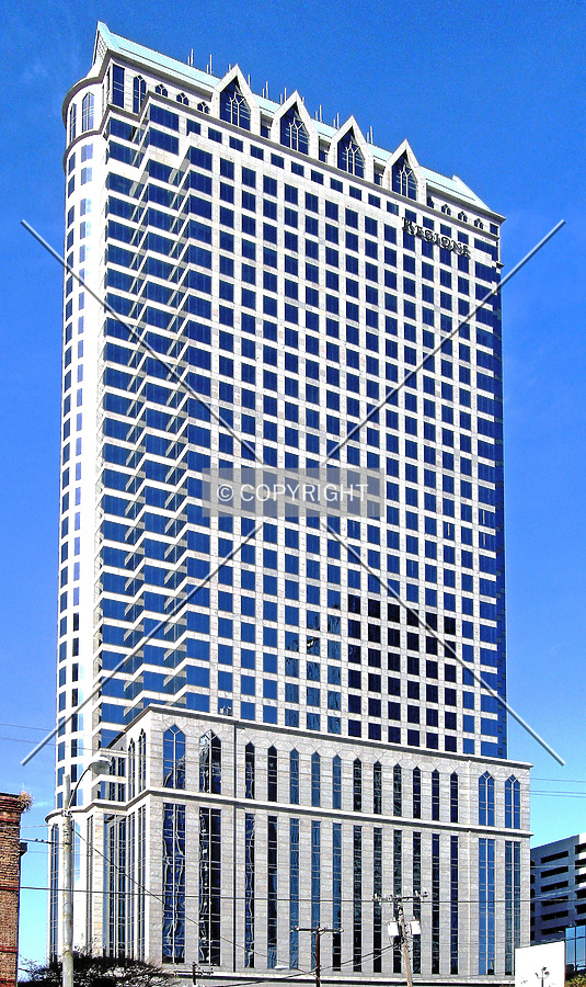 100 North Tampa by Jorge Molina