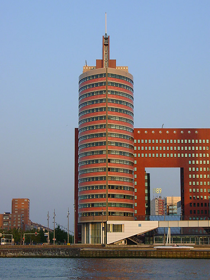 Wilhelminatoren by Michiel van Dijk