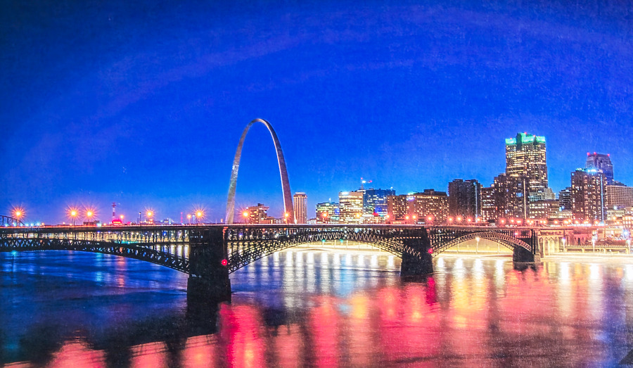 Eads Bridge by Ted Engler / Flickr / Creative Commons License