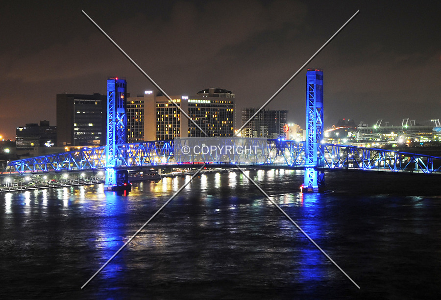 Main Street Bridge by Jorge Molina