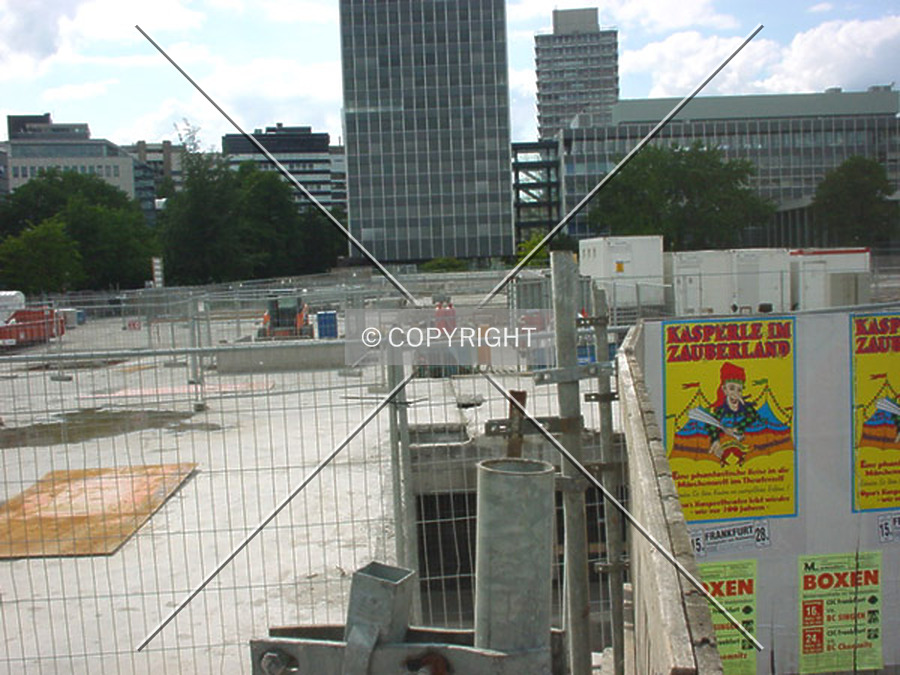 OpernTurm by Nephilim