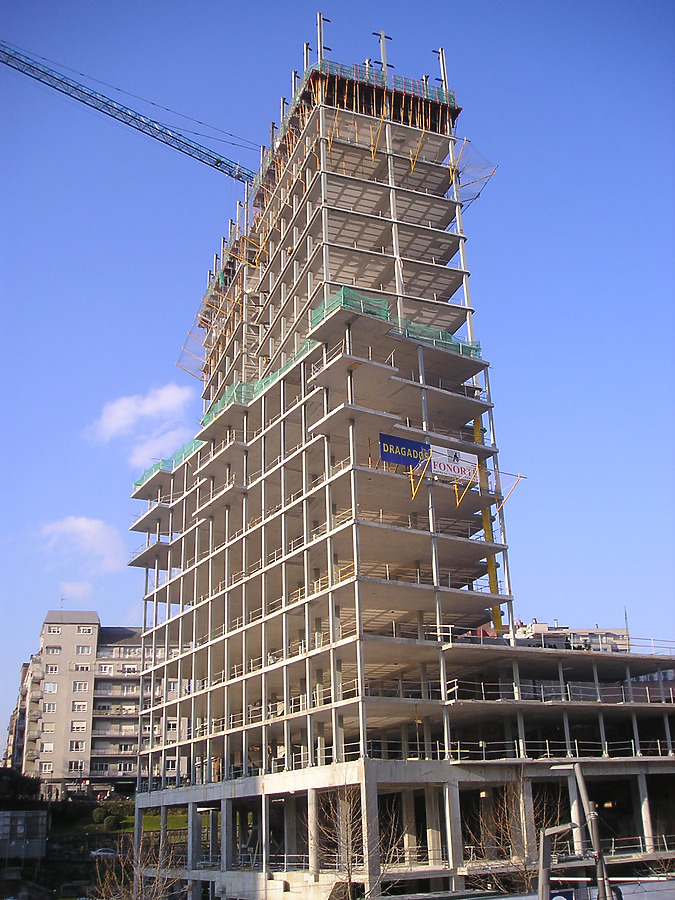 Isozaki Atea I by Mikel Allende