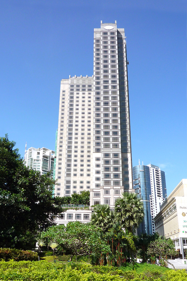 Mandarin Oriental Hotel by Wilson Ling