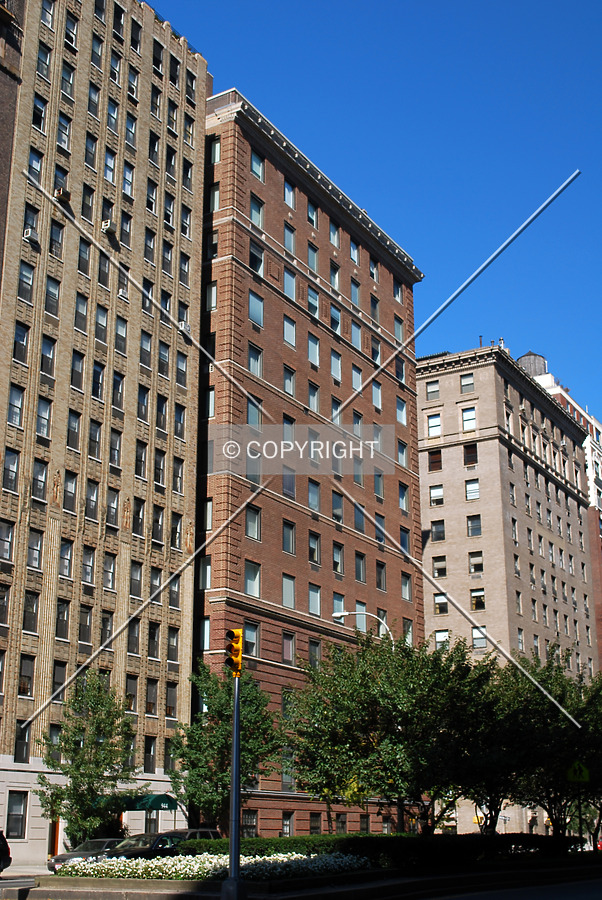 950 Park Avenue by Royce Douglas