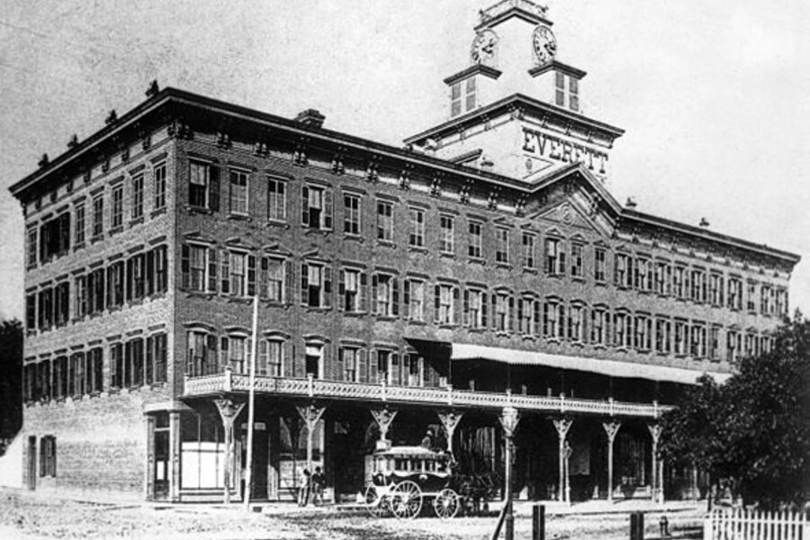 Everett Hotel