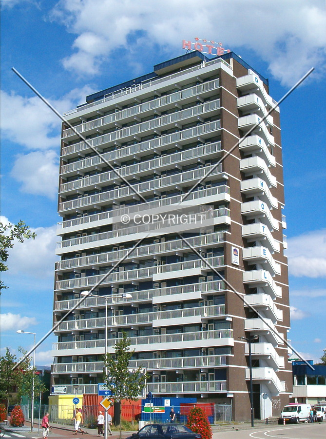 Dish Hotel by René Hogendijk