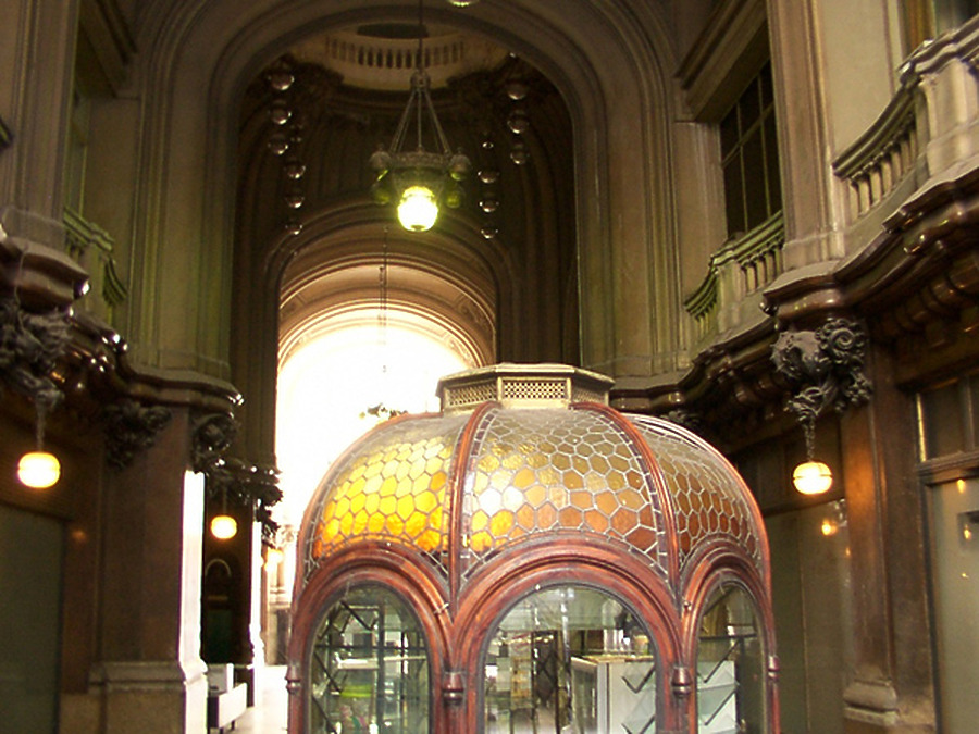 Palacio Barolo by Daniel Kieckhefer