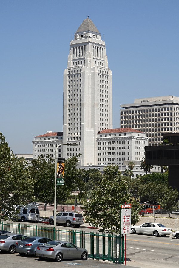 Los Angeles City Hall by Michiel van Dijk