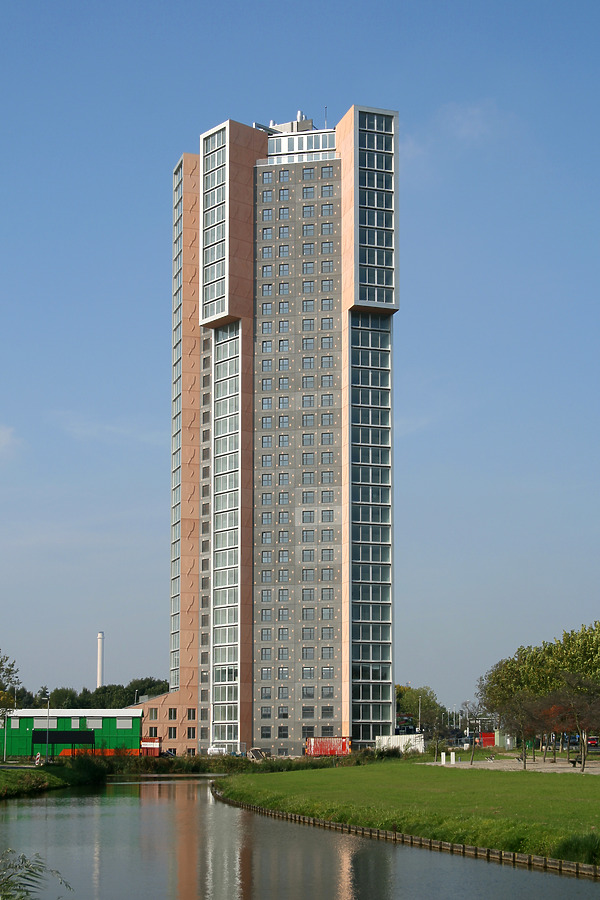 Oosterbaken by Michiel van Dijk