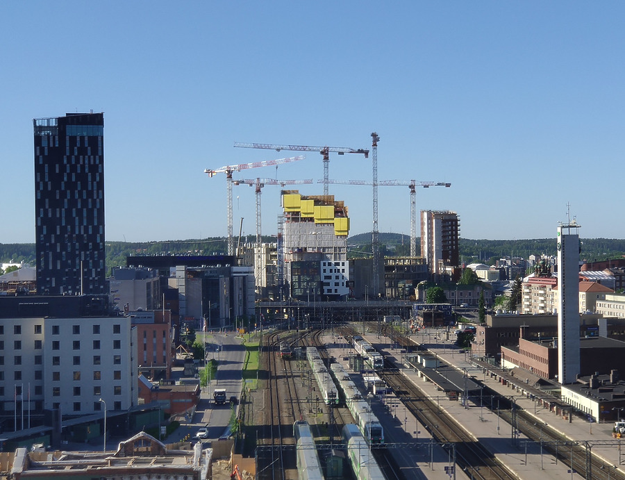 Tampereen Topaasi by Huopa