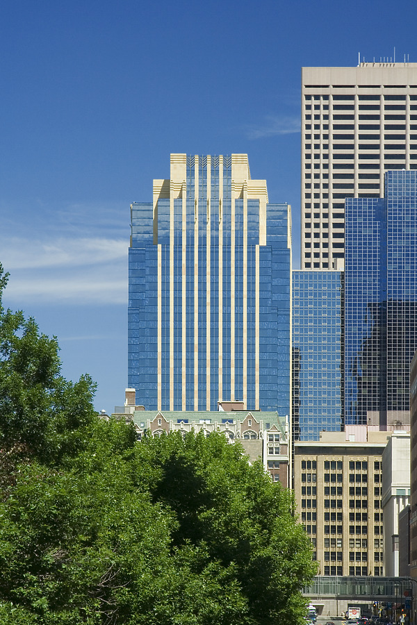 LaSalle Plaza by Pavel Toczynski