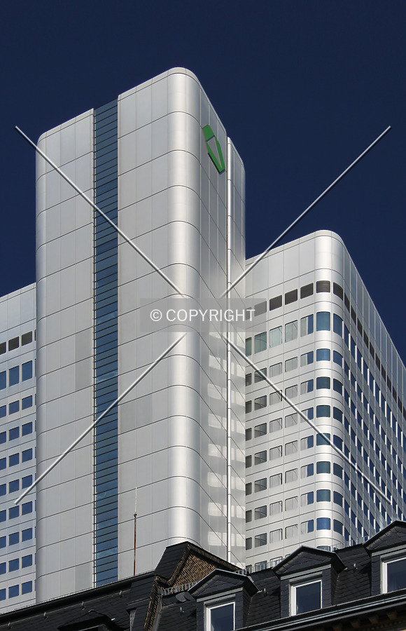 Dresdner-Bank-Hochhaus by Emmanuel D.