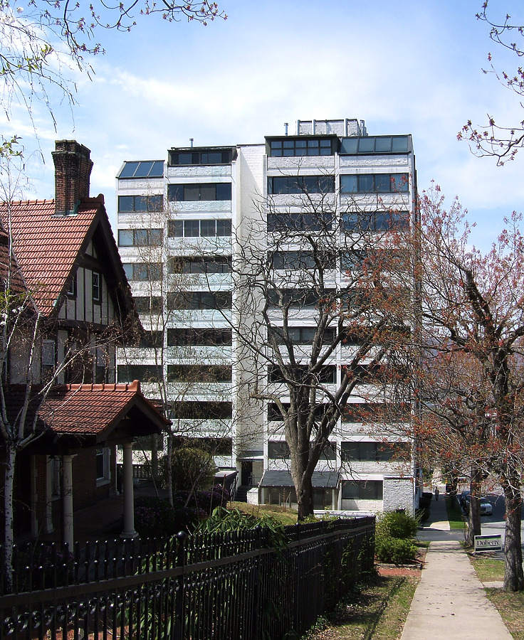 Plaza 550 Condominium by John Cahill