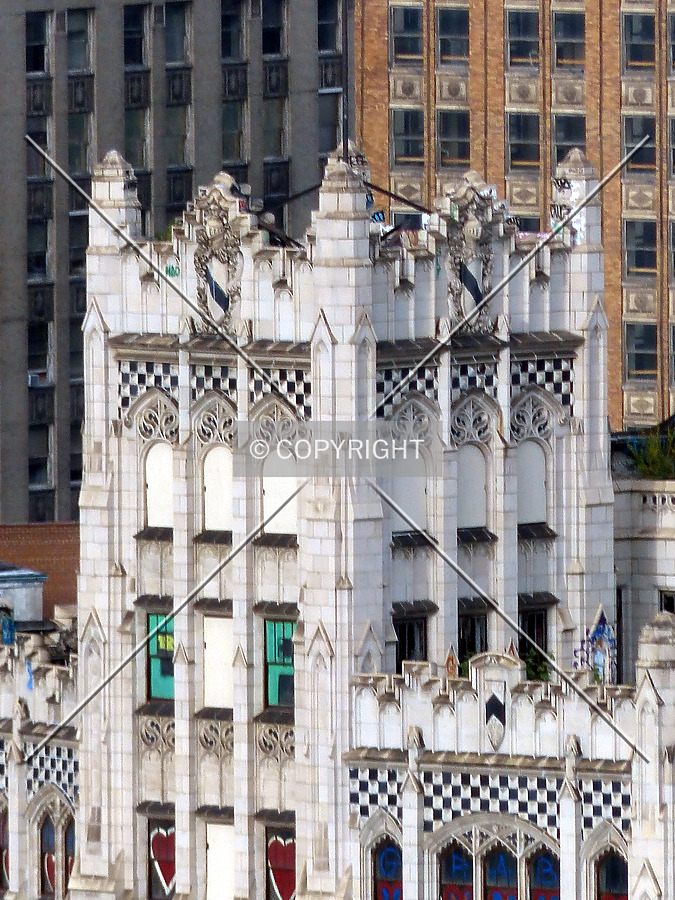 Metropolitan Building by Nate Lindsey