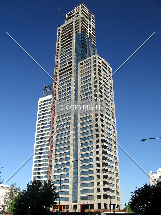 Torre Cavia by Maximiliano Buono