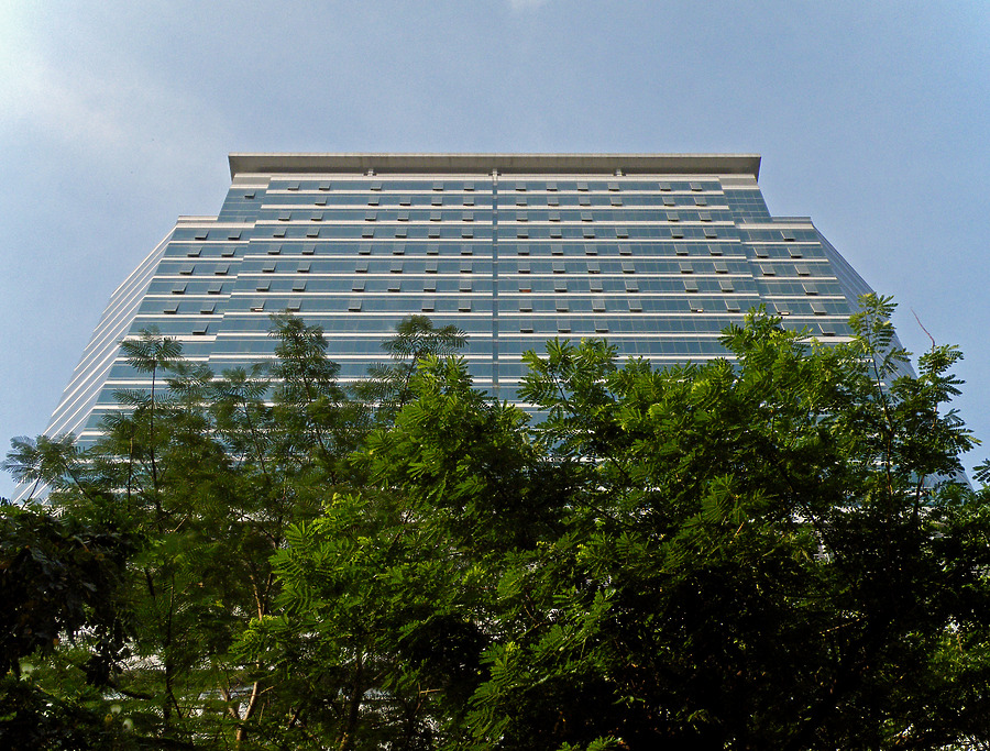 Chamchuri Office Tower by Horst Kiechle