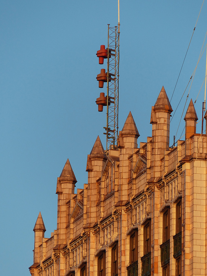 Cadillac Tower by Nate Lindsey