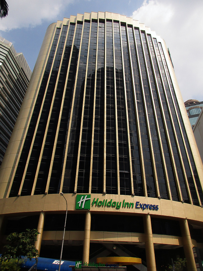 Holiday Inn Express by Daniel Kieckhefer