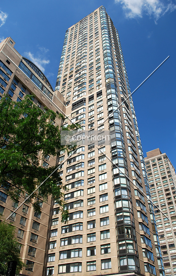 Bristol Plaza Apartments by Royce Douglas