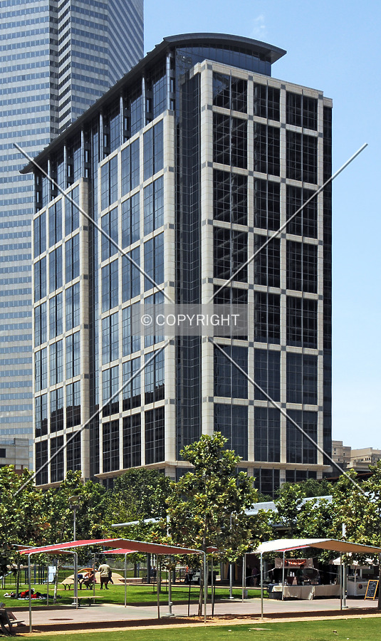 5 Houston Center by Jorge Molina