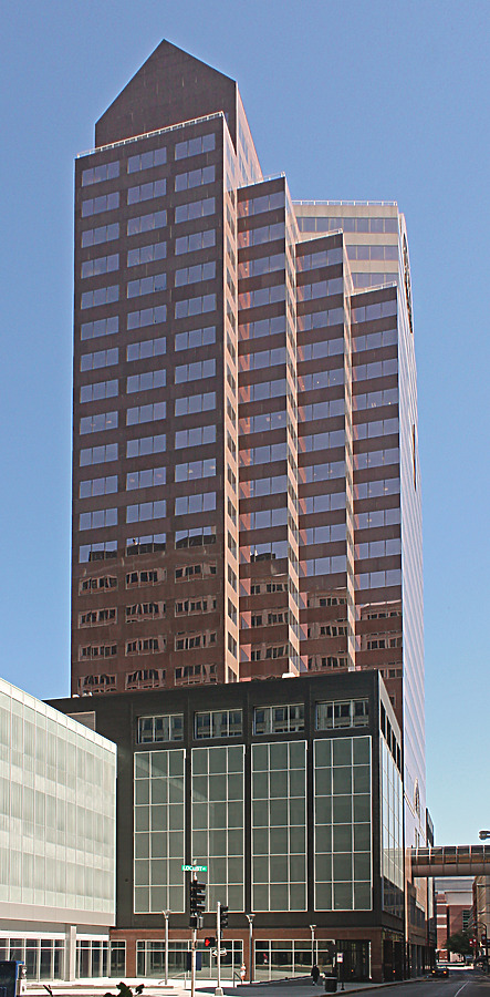 600 Washington by Ryan Hildebrand