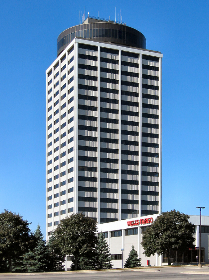 Wells Fargo Plaza by James Peacock
