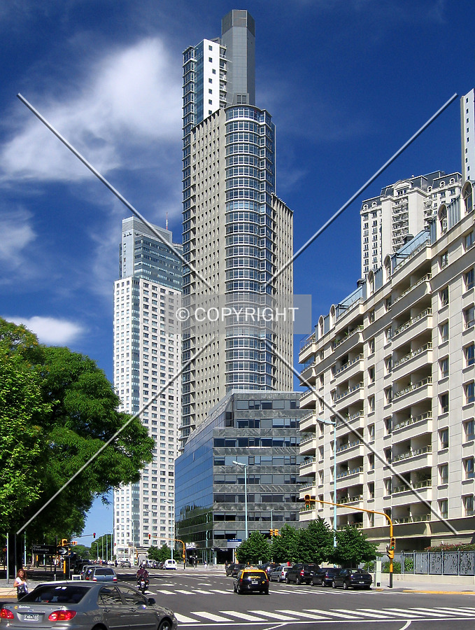 Mulieris torre Norte by Maximiliano Buono