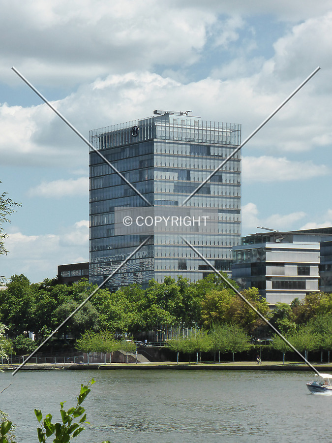 Allianz-Kai by Nephilim