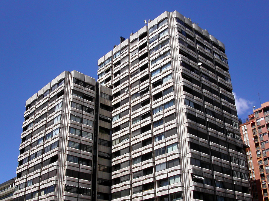 Orense 6 by Cesar Serrano