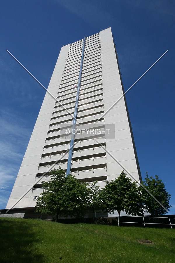 Clydesdale Tower by Neil Nickolds