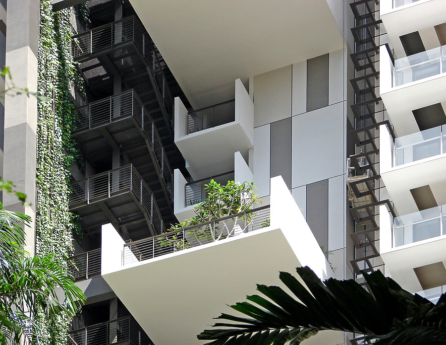 Newton Suites by Horst Kiechle