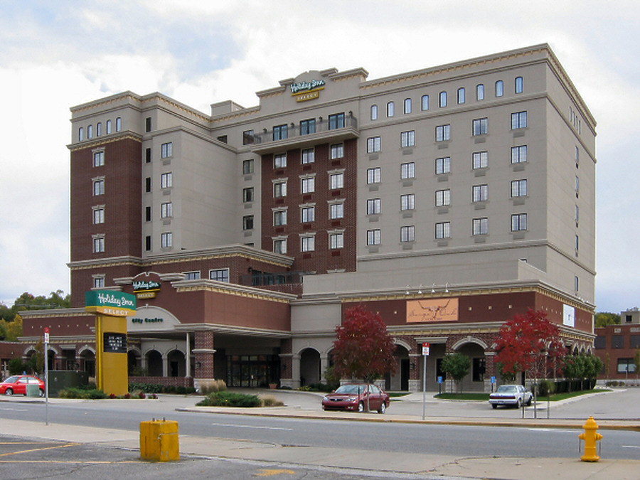 Holiday Inn Select Lafayette City Centre by James Peacock